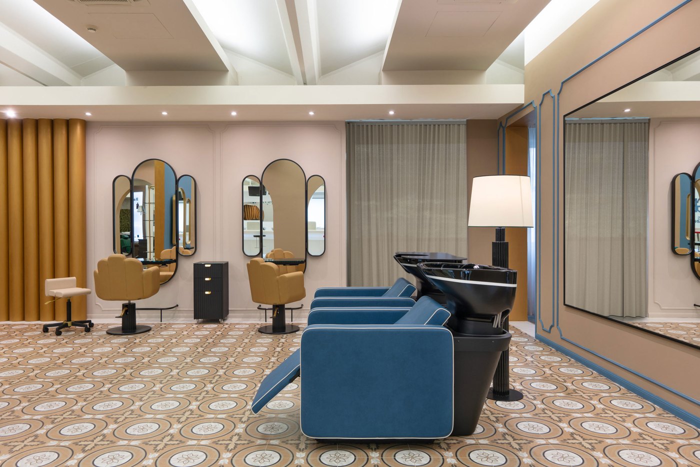 Sarah Tabouret — Maletti