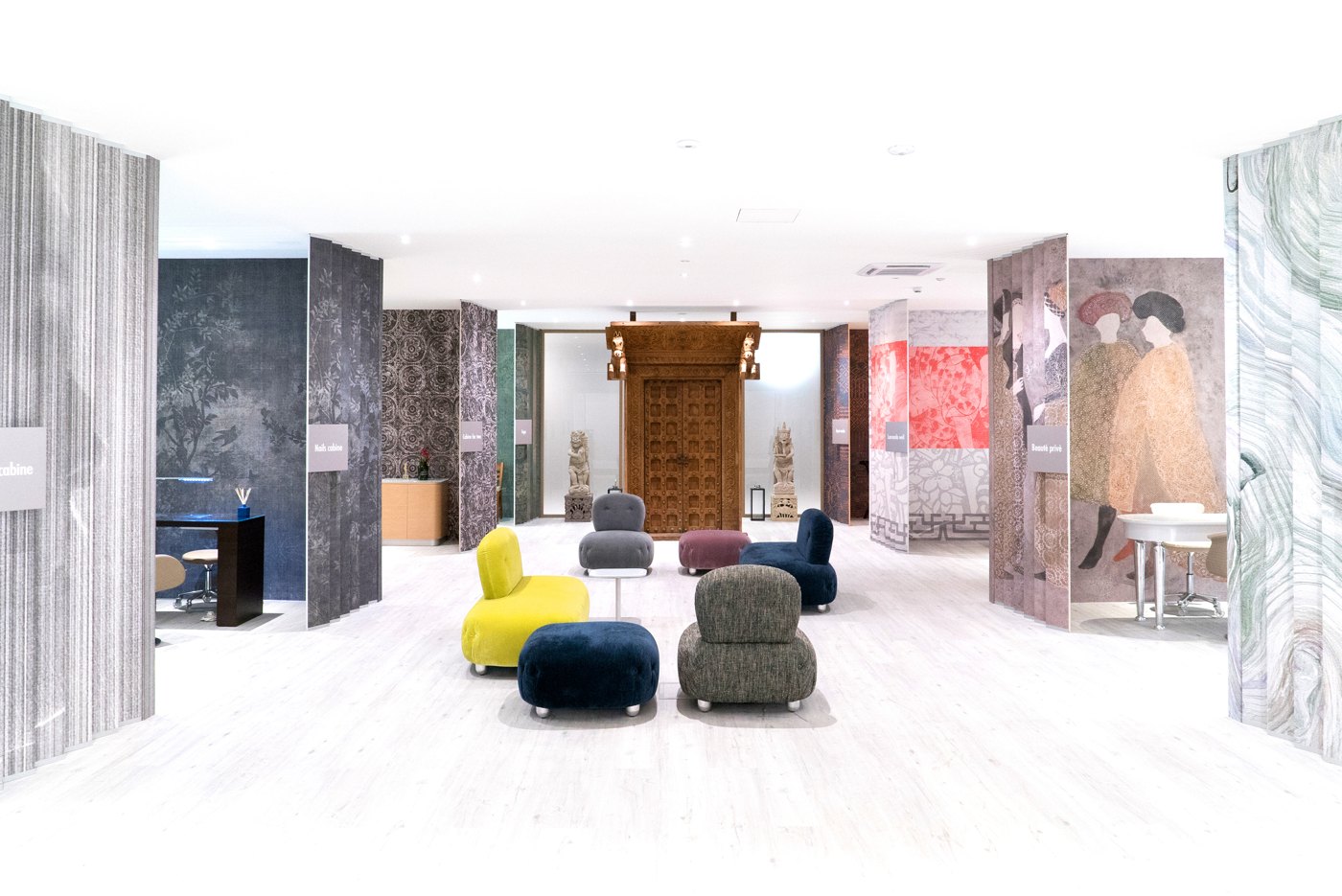 Ouverture Pouf Small — Maletti
